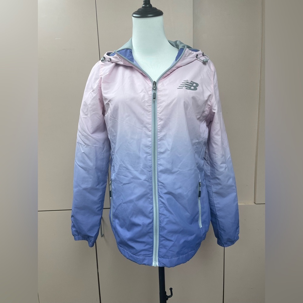 NEW BALANCE Pink & Purple Ombré Windbreaker hood Size M